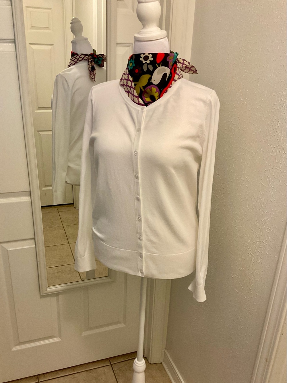 Talbots size Large White Cotton Blend Sweater
